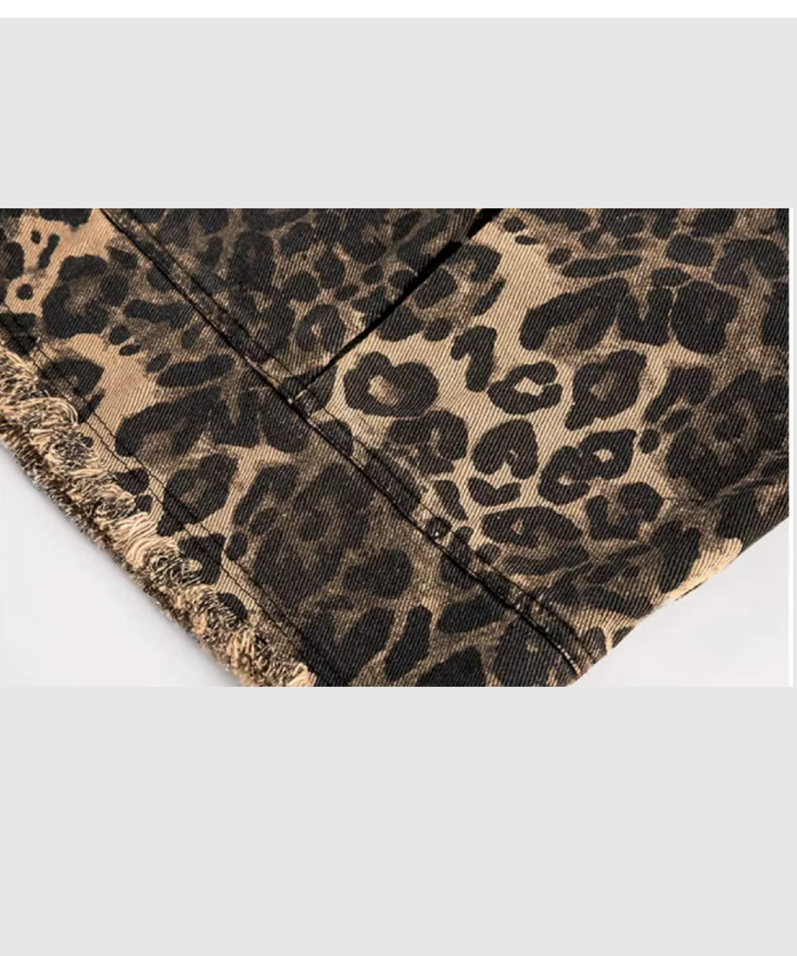 Leopard print half pants